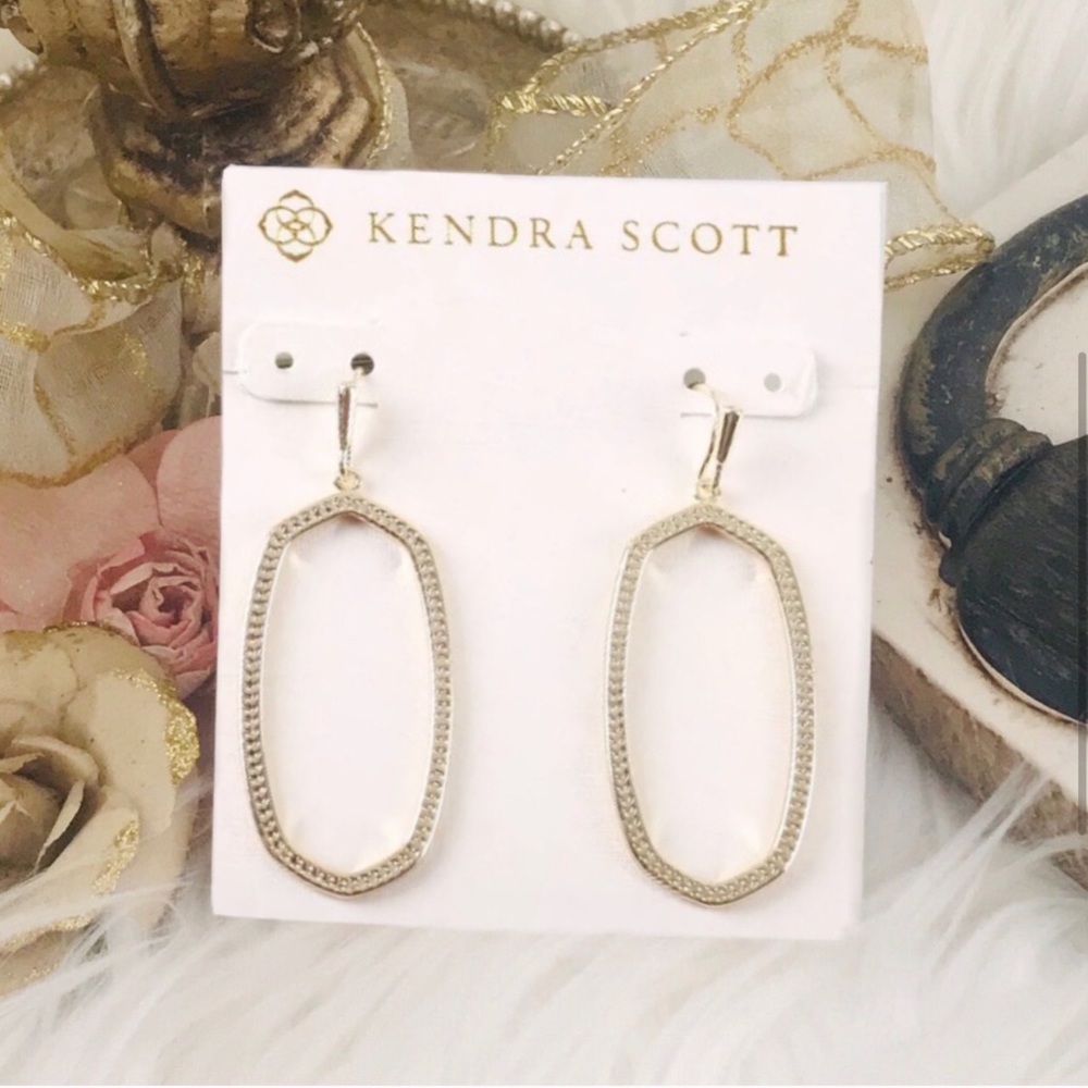 KENDRA SCOTT • Gold Open Frame Elle Earrings - Picture 3 of 3